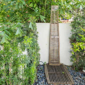 Contemporary Convenient Commute, 1 Block from Brickell