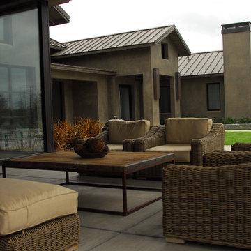 Contemporary Farmhouse