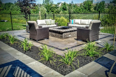 Contemporary Patio in Kitchener, ON