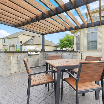 Contemporary Pool