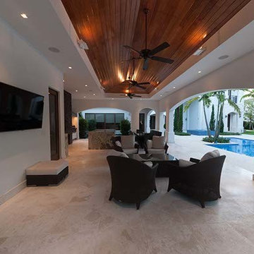 Contemporary Private Residence in Miami