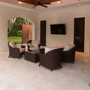 Contemporary Private Residence in Miami