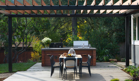 What You Need to Know Before Adding a Pergola