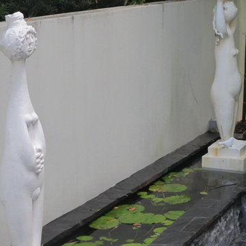 Contemporary water feature sculptures