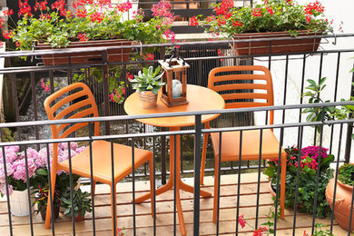 Costa Bistro Chairs & Spritz Table - Orange