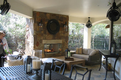 COVERED PATIO & FIREPLACE
