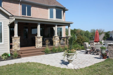 Inspiration for a timeless patio remodel in Cincinnati