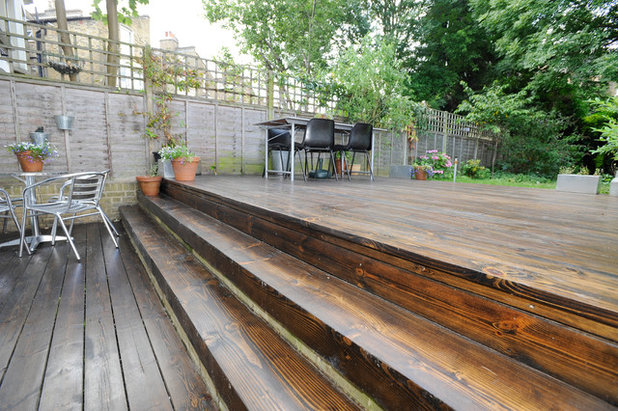 Contemporary Deck by Beccy Smart Photography