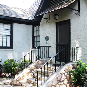 Craftsman Style Family Patio