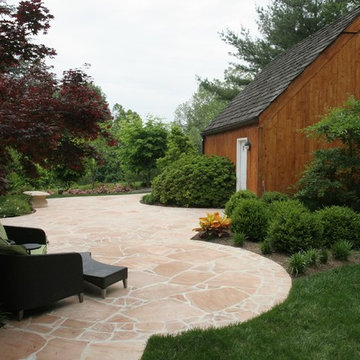 Curved Fieldstone Patio and Walkway