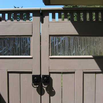 Custom Double Gate with Bamboo Glass and Asian-Style Gate Hardware