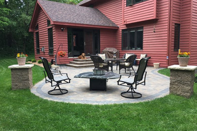 Idée de décoration pour une terrasse craftsman.