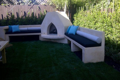 Example of a patio design in Los Angeles