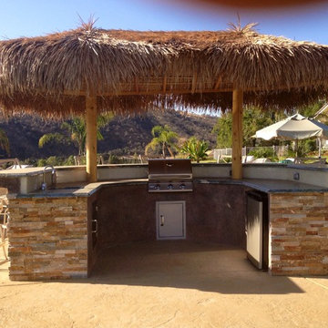 Custom Swimming Pools