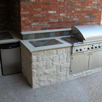 Dal-Rich Outdoor Kitchen and Grilling spaces