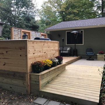 Deck/Outdoor Kitchen