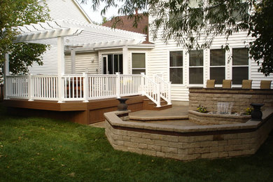Immagine di un patio o portico design di medie dimensioni