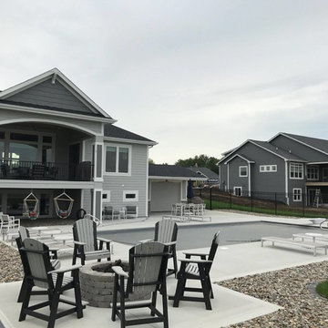 Destination: The Lakeview