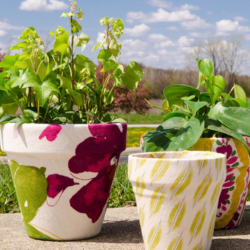 DIY Fabric-Covered Flowerpots