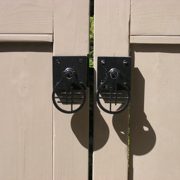 Double Gate with Dummy Handle Asian Gate Hardware