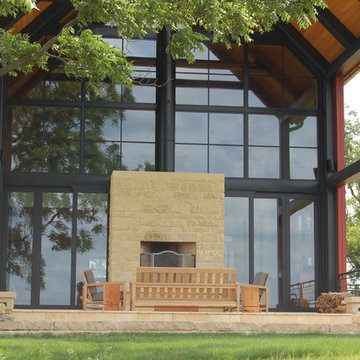 Dream Farmhouse Vacation Home - Contemporary Barn-style Retreat / House