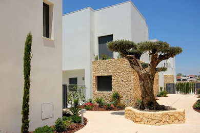 Стильный дизайн: двор в средиземноморском стиле - последний тренд