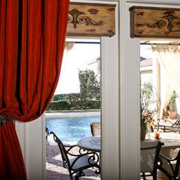 https://www.houzz.com/hznb/photos/elegant-european-inspiration-traditional-patio-orlando-phvw-vp~13788218