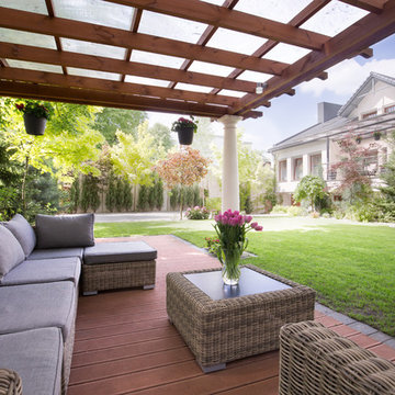 Enclosed Patio Design and Remodeling
