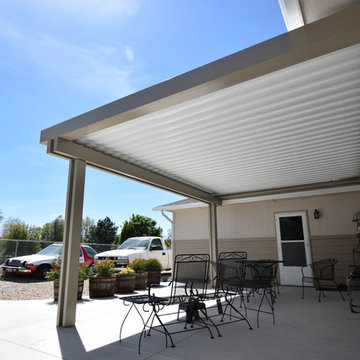 Equinox Louvered Roof