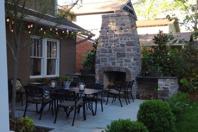 This is an example of a traditional patio in Nashville.