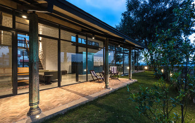 Houzz Tour: Minimalism Meets Vintage in This Bangalore Holiday Home