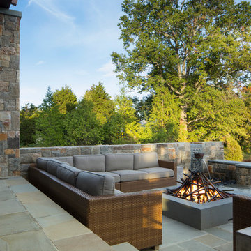 Fire pit with cozy sunken seating area