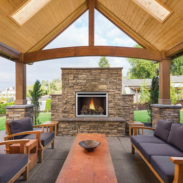 Fire pits, outdoor fireplaces, & tabletop flames