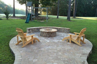 Patio - traditional patio idea in Raleigh