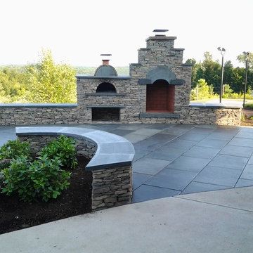 Fireplace Dining with Alfresco Pizza Oven