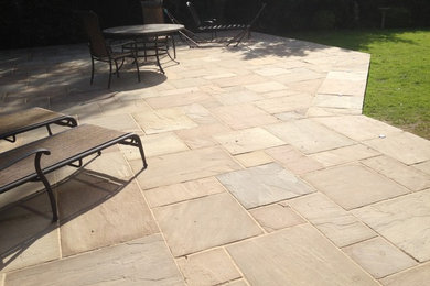 Photo of a traditional patio in West Midlands.