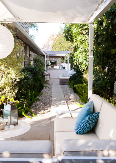 Traditional Patio by Molly Wood Garden Design