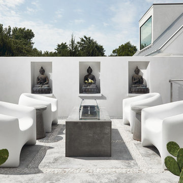 Gallerie Noir + Aston // Gut Remodel + Interior Design + Art Curation