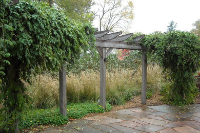 anne houser//dropseed studio//kinghorn gardens - Omaha, NE, US 68106