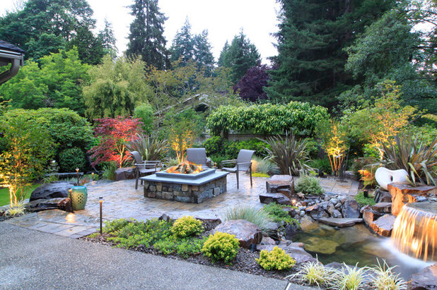 Traditional Patio by Alderwood Landscape Architecture and Construction