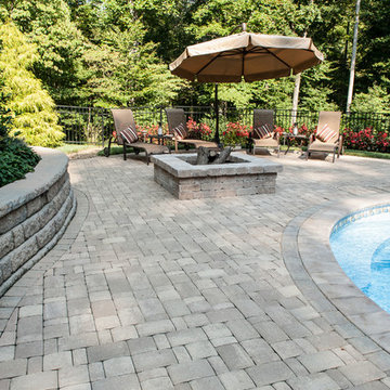Gates Bluff Poolside Retreat Chesterfield