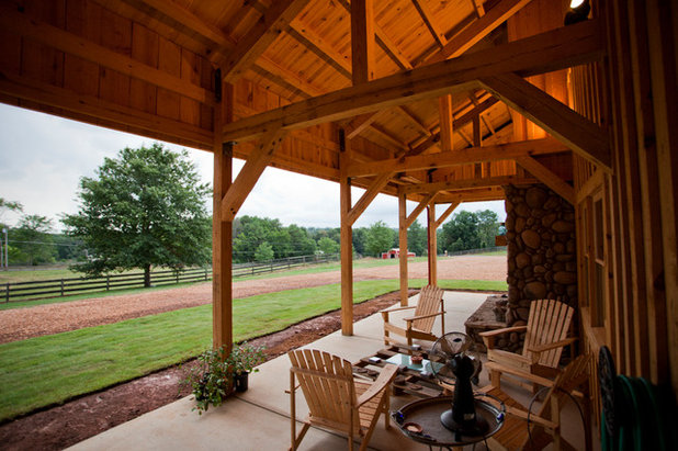 American Traditional Patio by Sand Creek Post & Beam