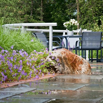 Contemporary Lakeside Patio - Glendale
