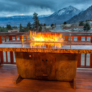 Grand View Fire Pit Table