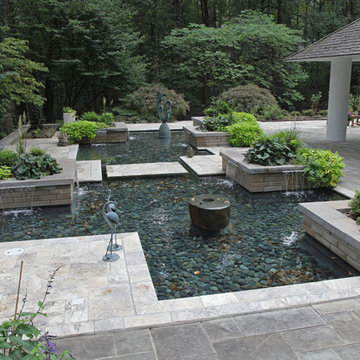 Great Falls Contemporary Water Feature