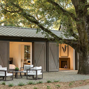 Patio - mid-sized cottage patio idea in San Francisco