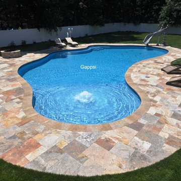 Gunite swimming pool was built in Coram, NY by Gappsi.