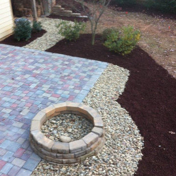 Hardscapes - Walkways / Patios / Steps / Fire Pits