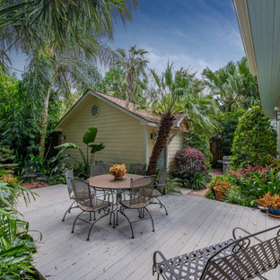 Immagine di un patio o portico boho chic