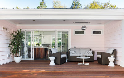 Kitchen of the Week: Bye-Bye, Wall — Hello, Great Outdoors